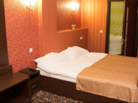 Zuri Hotel