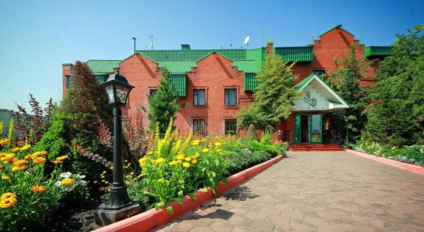 Александровский двор отель 3*
