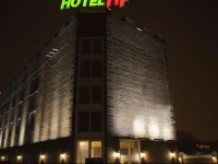 Хаппи Фемели отель 4*