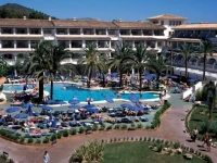 Beach Club Font de Sa Cala 4*