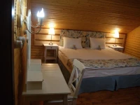 Дом с голубыми елями 3*
