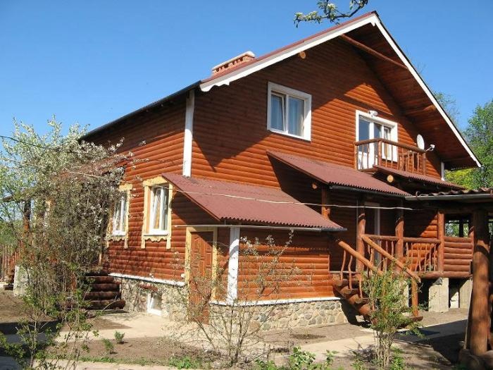 Русская изба отель 4*
