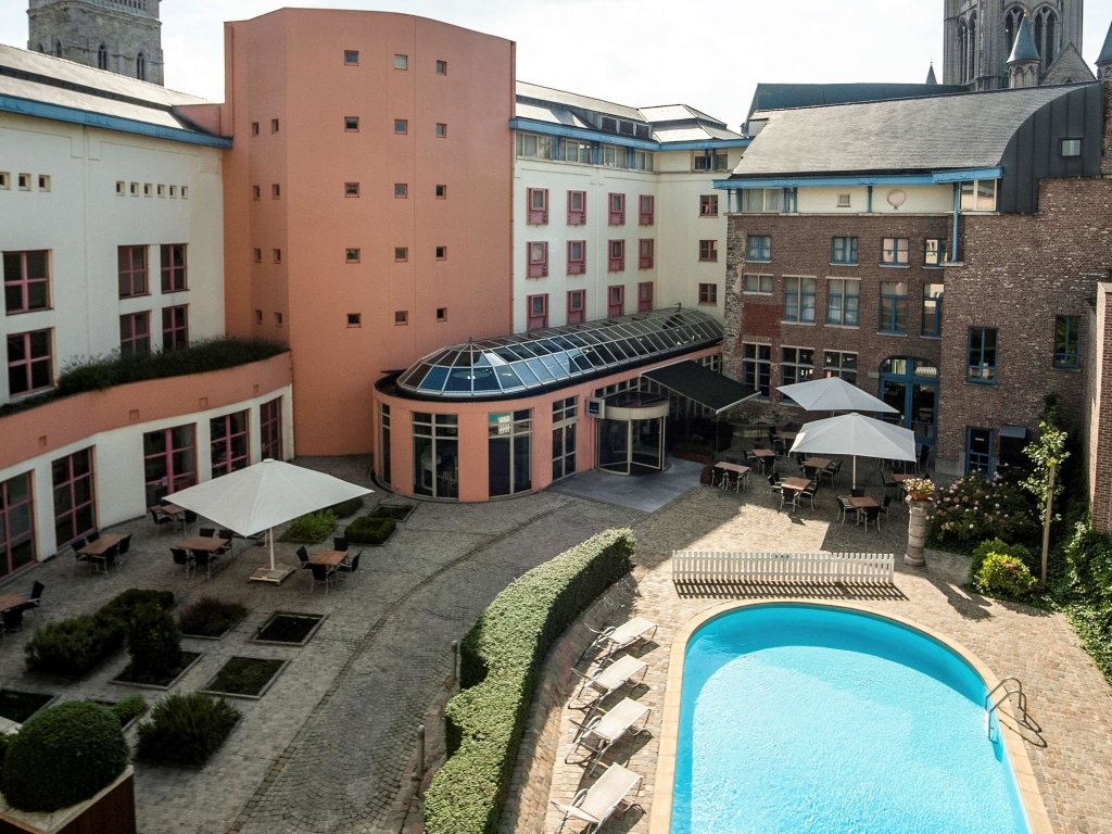 Novotel Gent Centrum 3*