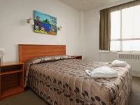 Kiwi International Hotel 