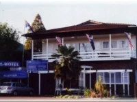 Sea Breeze Motel 4*