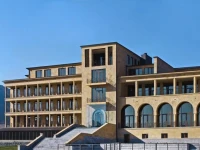 Akhtamar Hotel 