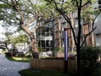 Days Inn Forbidden City 3*