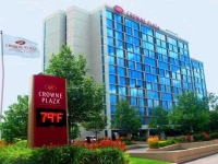 Crowne Plaza Chicago OHare Hotel 3*