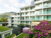 Sugar Palm Grand Hillside