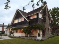 Elm Tree House 5*