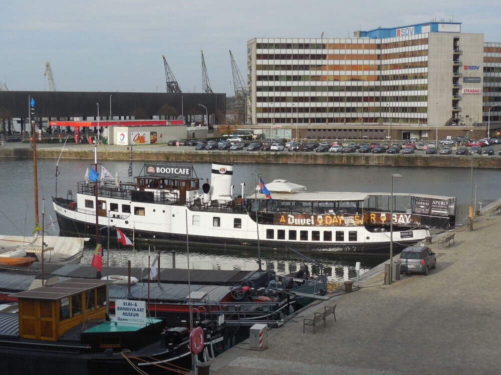 Antwerp Central Flats 
