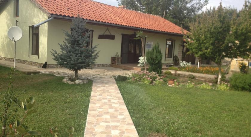 Maria-Nevena Guest House 