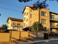 Guest House Elina 3*