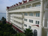 Disneyland Hotel Hong Kong 4*