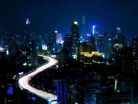 Pullman Shanghai Skyway 5*
