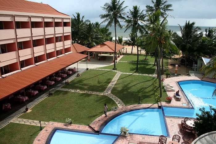 Paradise Beach Hotel Negombo 3*