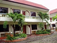 Club Coconut Resort 3*