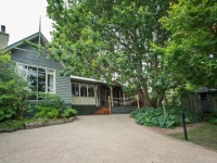 Oak Tree Lodge 
