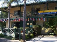 Shady Willows Holiday Park & Batemans Bay YHA 3*