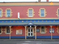 Federal Hotel Mt Gambier 3*