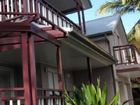 Sea Eagle Manor 