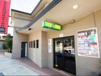 Villawood Hotel 
