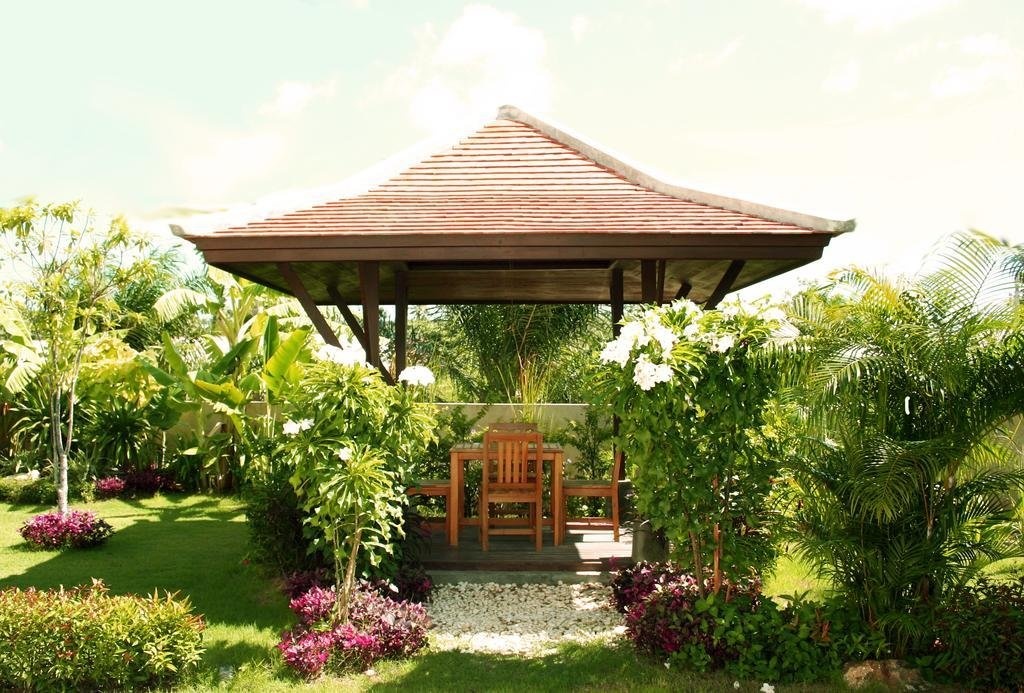 Chaweng Lakeview Condotel 3*