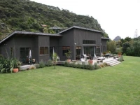 Piha Beachstay 