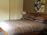 Riverglen Cottage B&B 