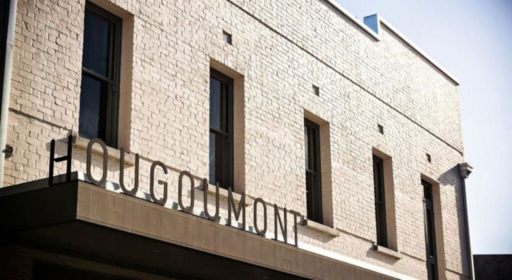 Hougoumont Hotel 