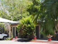 Sunbird Motel 3*