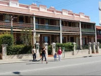 Ardmore Terrace Apartments 