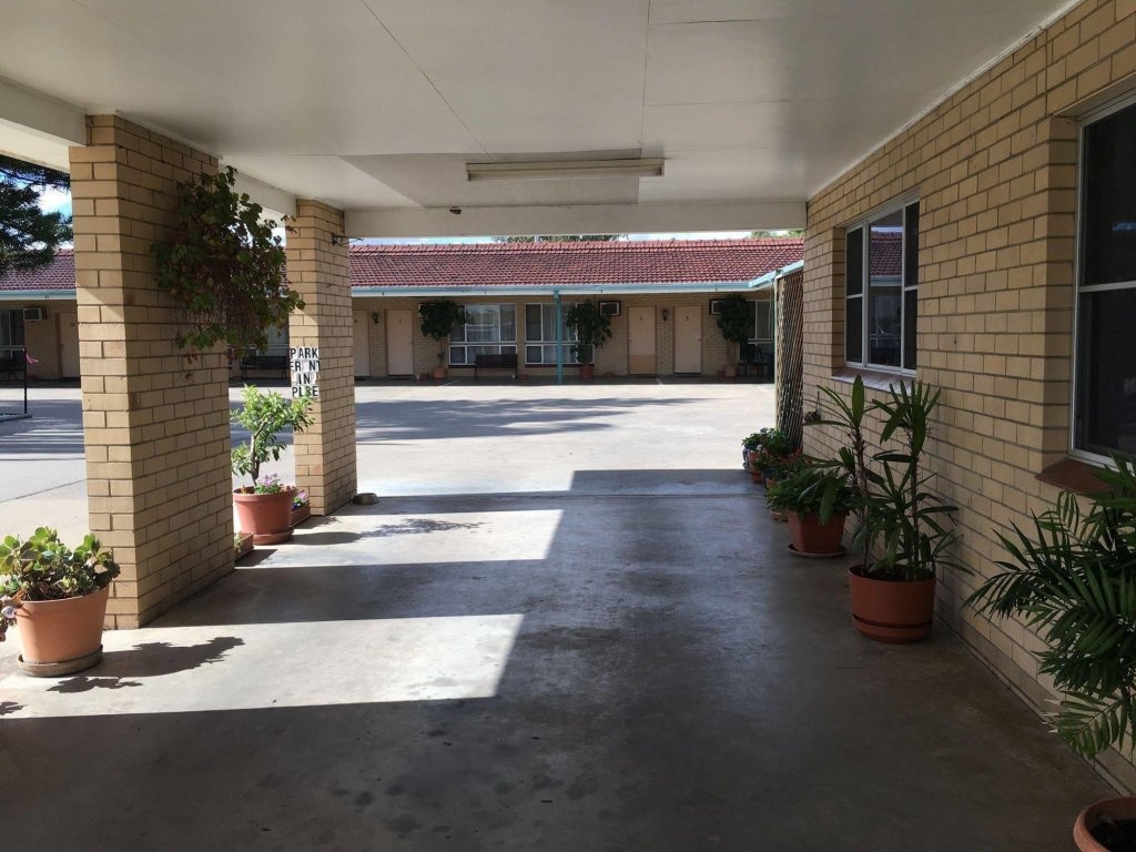 Gunsynd Motor Inn 3*