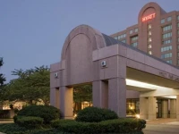 Hyatt Fair Lakes 3*