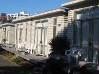 Takapuna Beach Holiday Park 4*