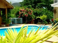 Reef Holiday Apartments 4*