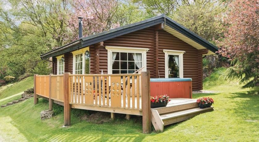 Faweather Grange Lodges 