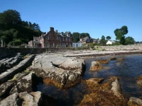 The Corrie Hotel 
