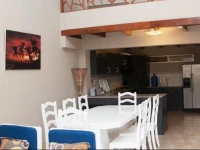 Lencanto Suites 