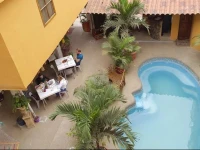 Del Mar Puerto Lopez Hostel 