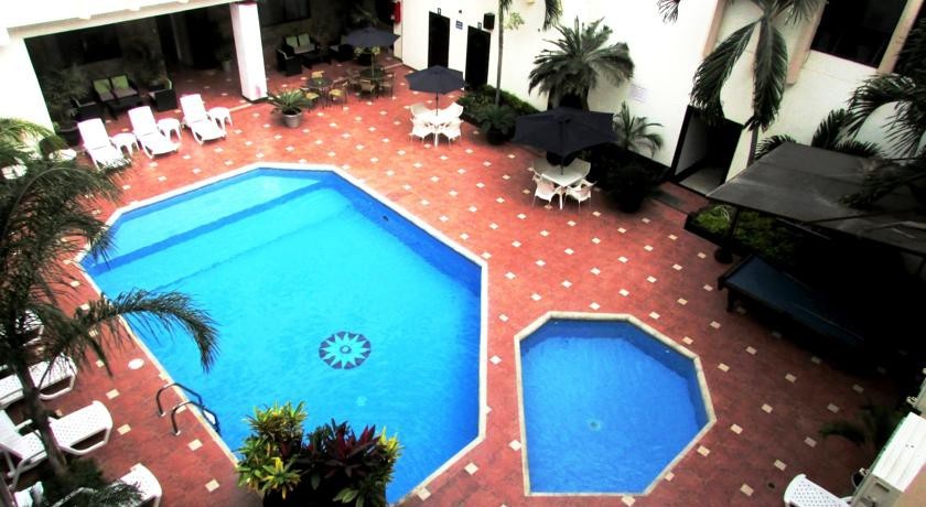 Greenfields Hotel 
