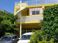 Pension Yellowhouse 