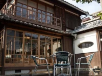 Moons Cafe 