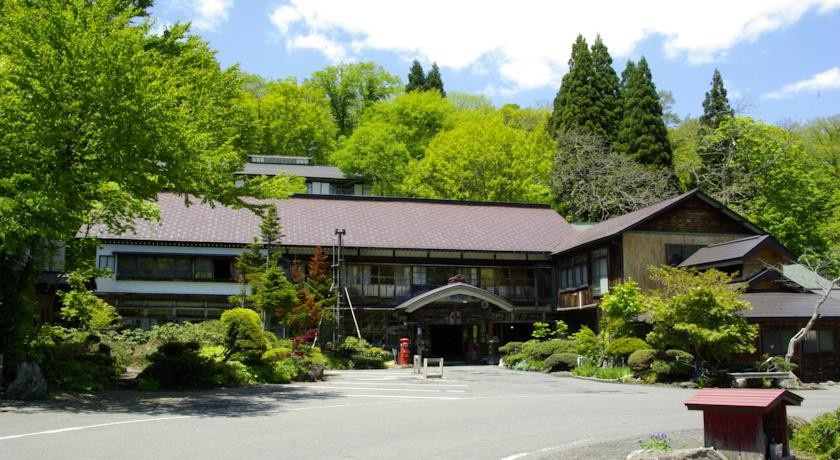 Tsuta Onsen 