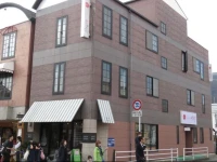 Hotel & Condominium airBest 