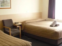 Acacia Motor Inn 