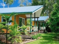 Gateway Lifestyle Lorikeet 