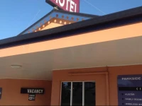 Parkside Motel & Licensed Restaurant 