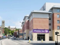 Premier Inn Lincoln City Centre 3*