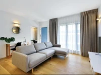 Lakes Edge Apartments 